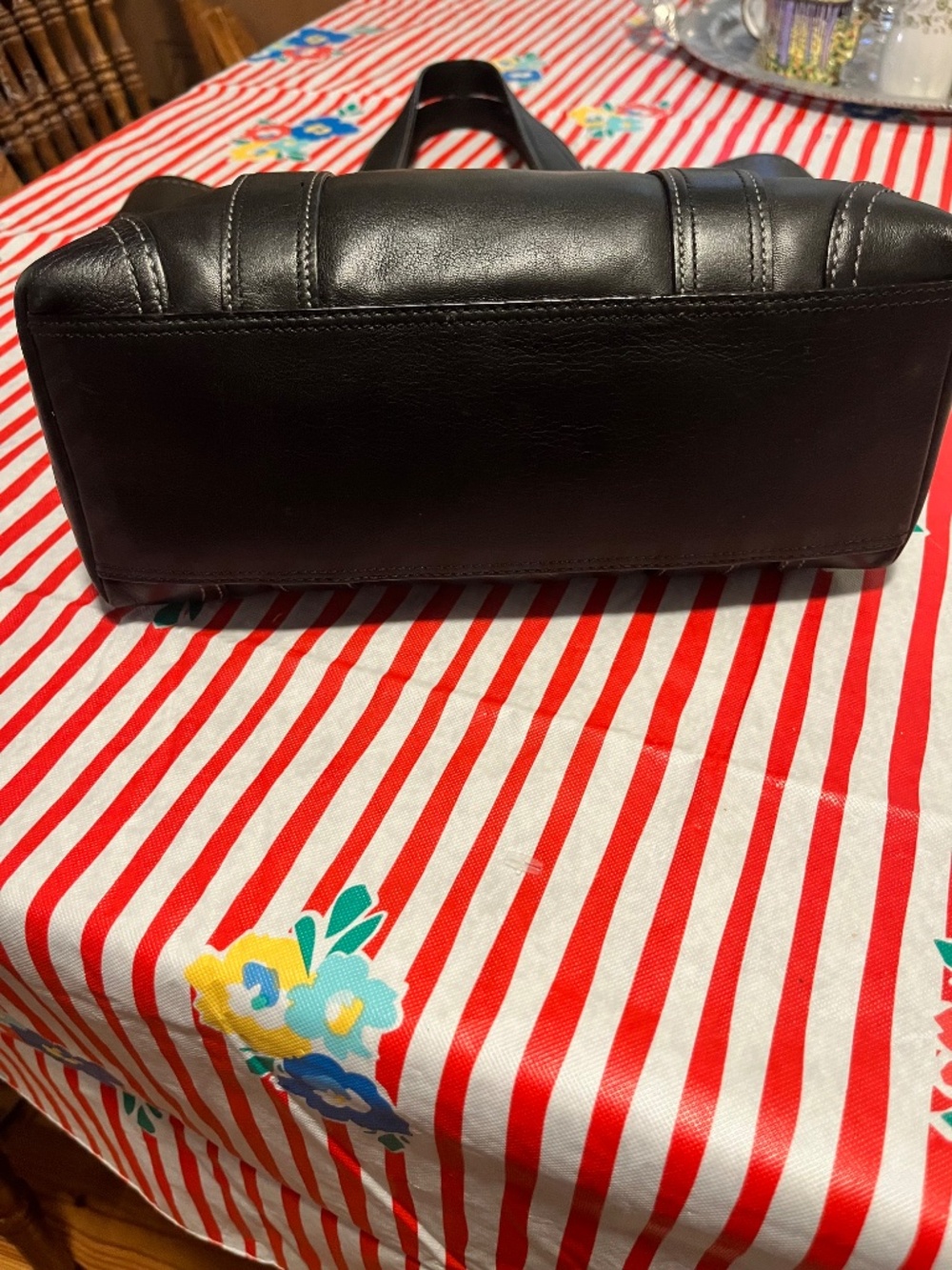 Excellent condition coach tote bag - Picture 2 of 9